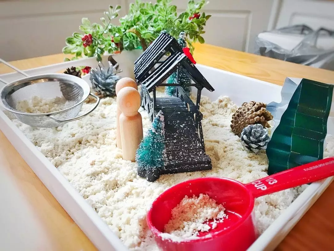 Embracing the Holiday Spirit: Montessori-Inspired Activities for Home Learning