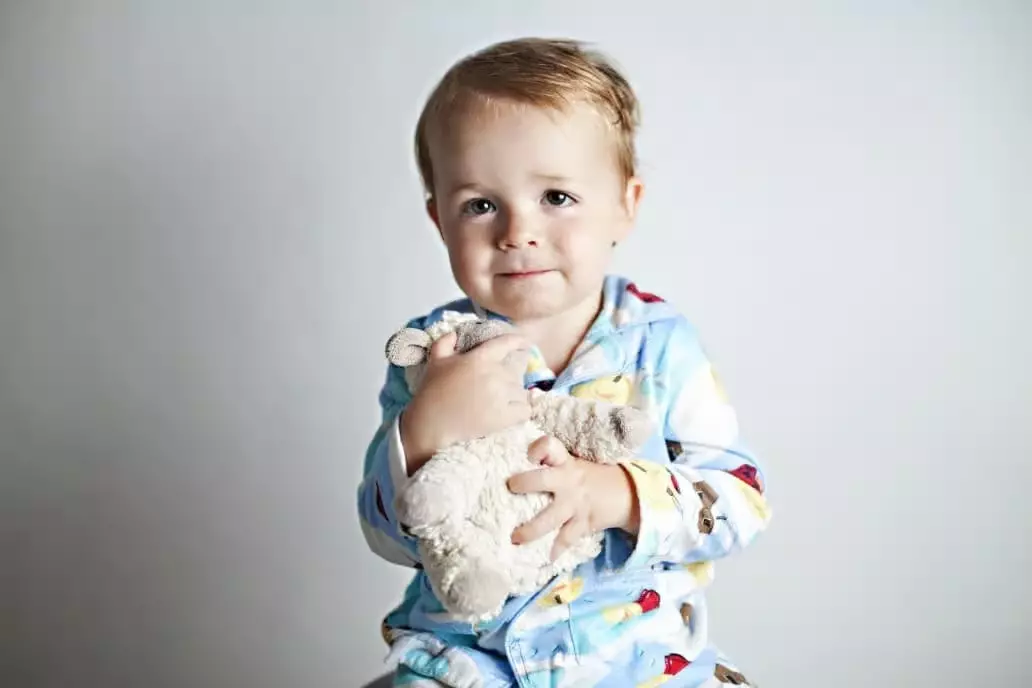 The Hidden Power of Parental Humor in Navigating Toddler Bedtimes